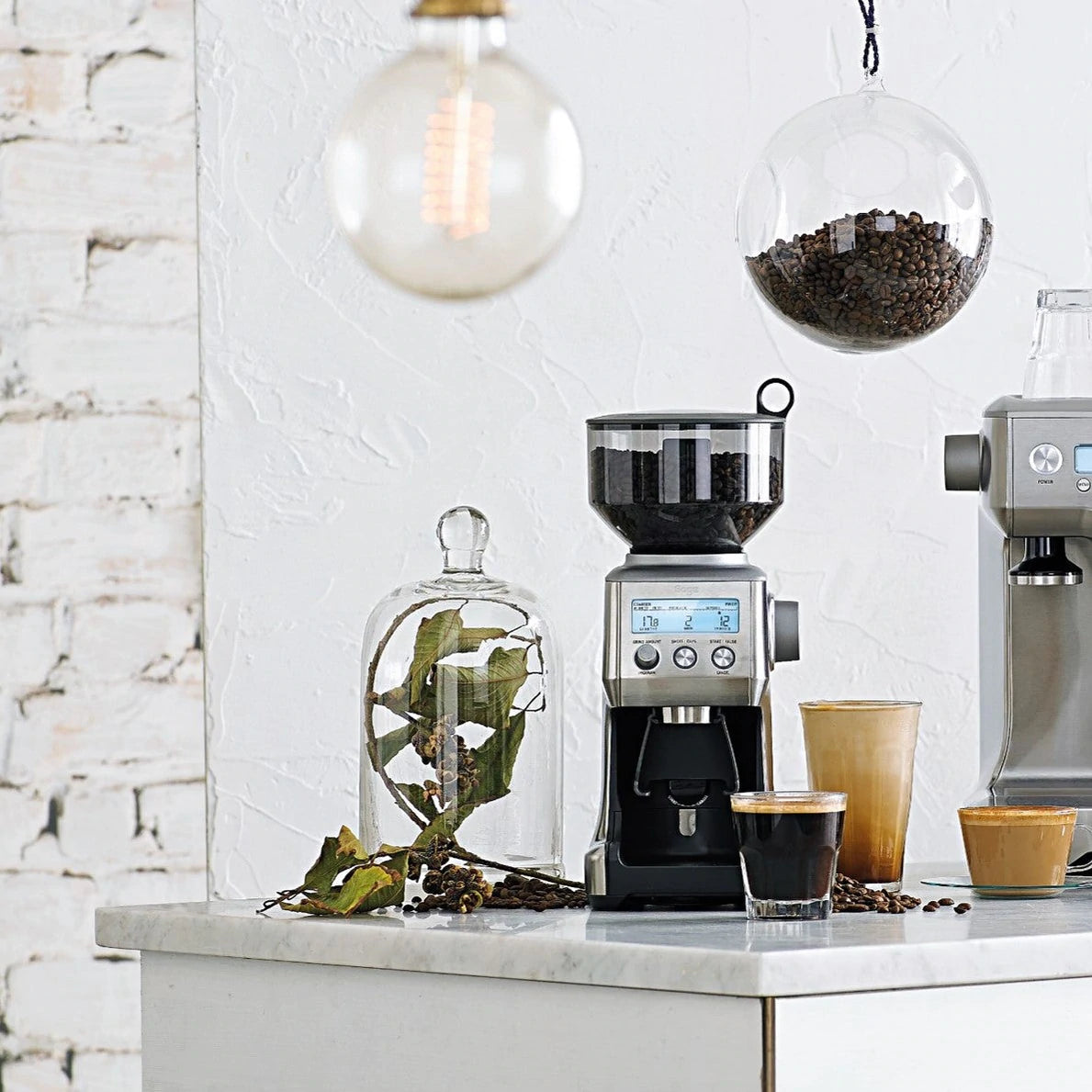Sage The Smart Grinder Pro on kitchen counter