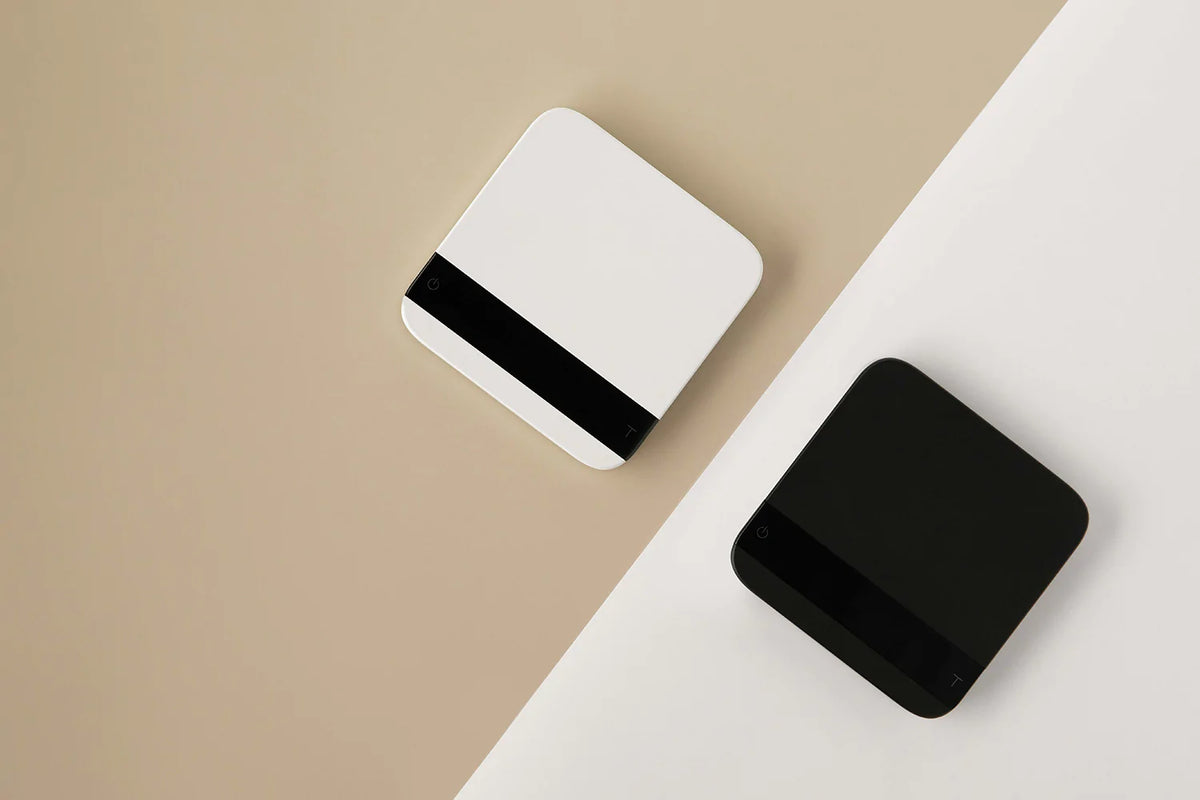 Acaia Lunar 2021 White and Black